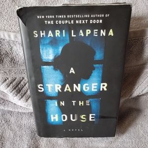 Shari Lapena A Stranger in the house